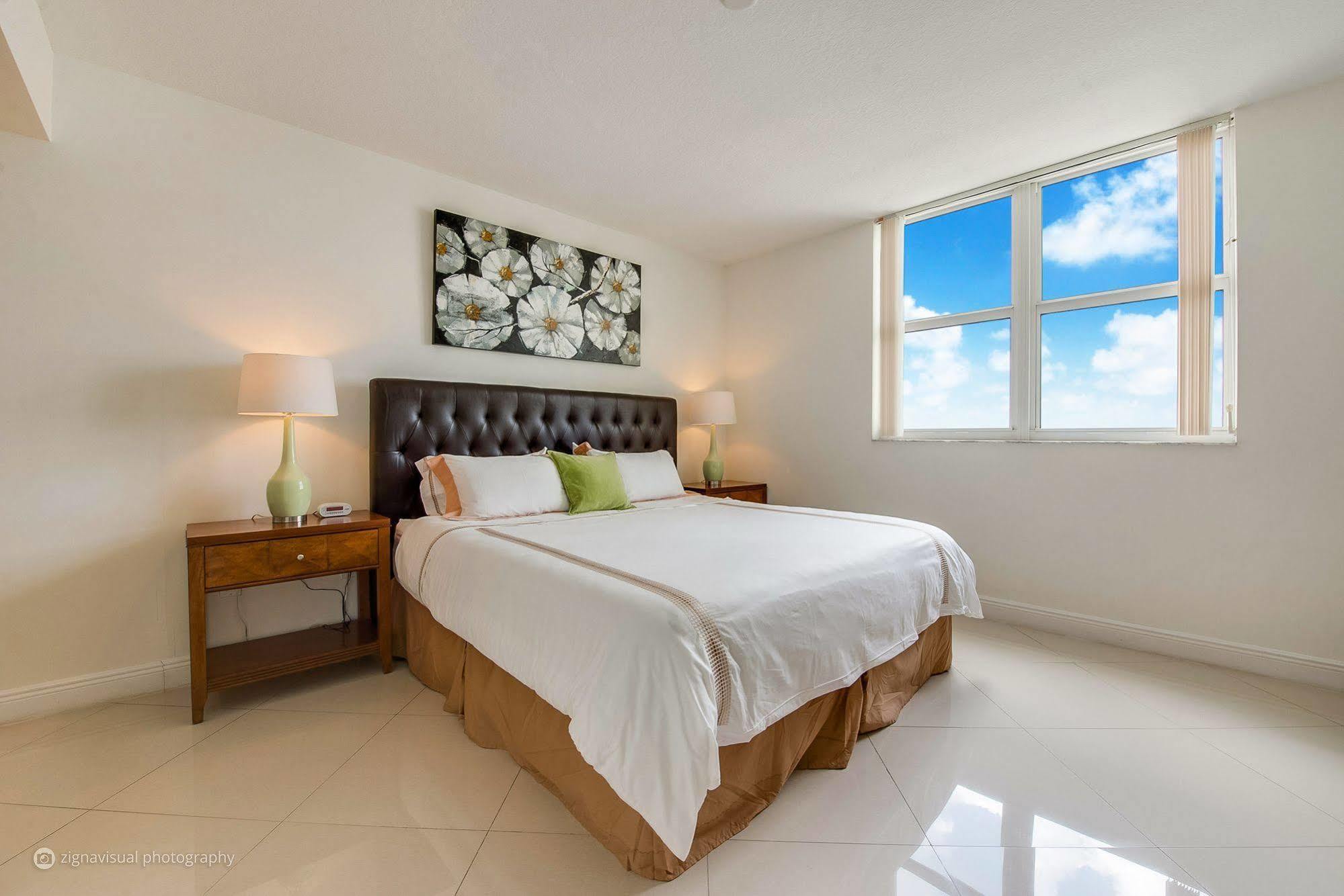 Churchill Suites Miami Brickell - One Broadway Exterior foto