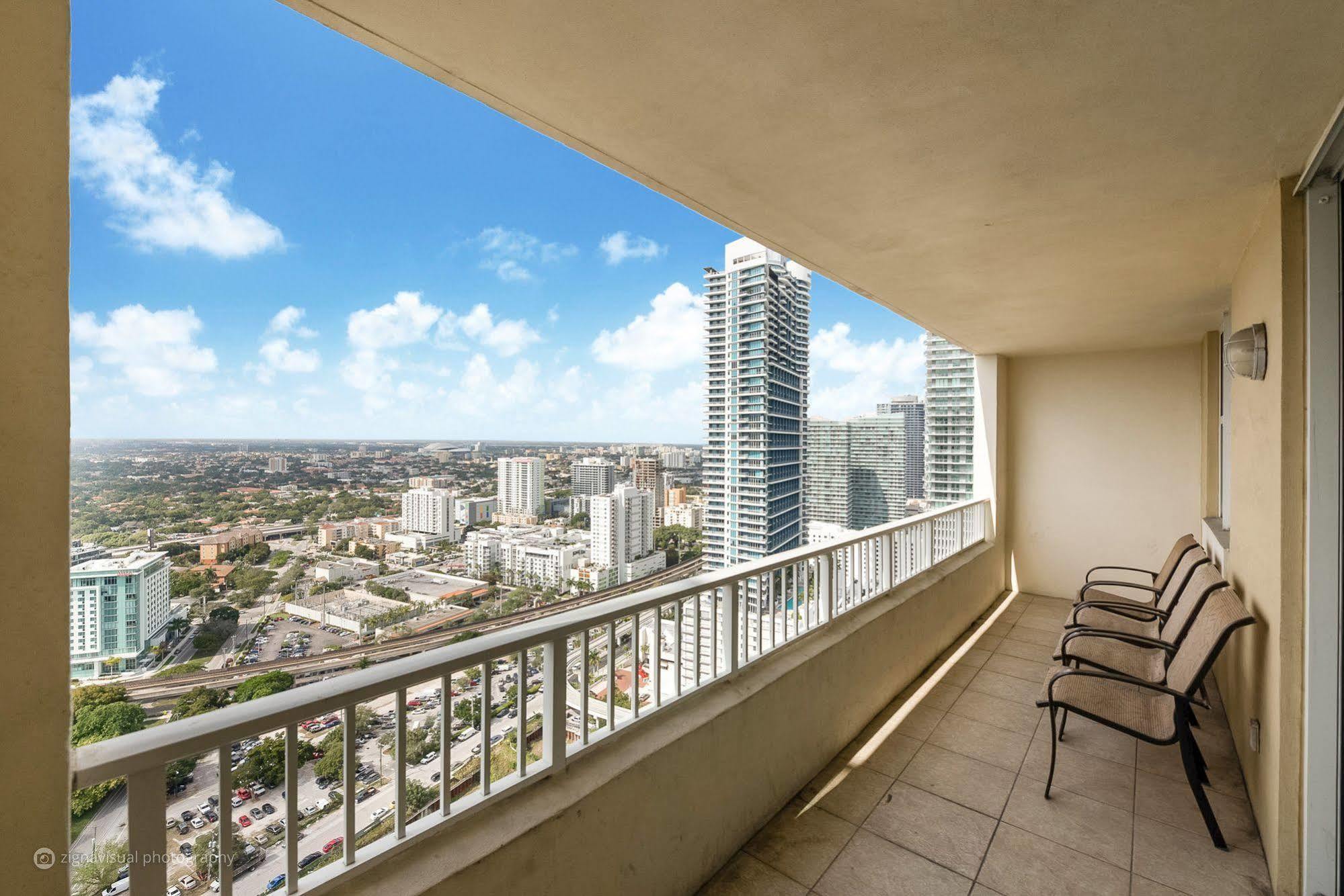 Churchill Suites Miami Brickell - One Broadway Exterior foto